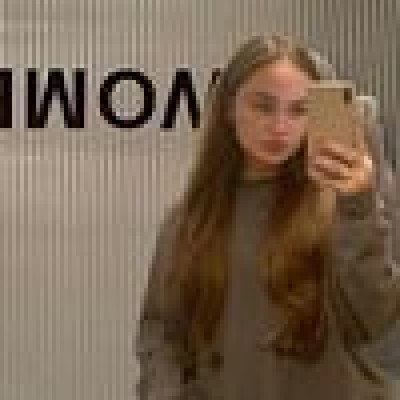 Amber  zoekt een Kamer / Studio / Huurwoning / Appartement in Haarlem