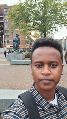 Natnael zoekt een Kamer / Studio in Haarlem