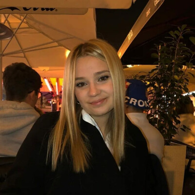 Ivona  zoekt een Kamer / Studio / Huurwoning / Appartement in Haarlem